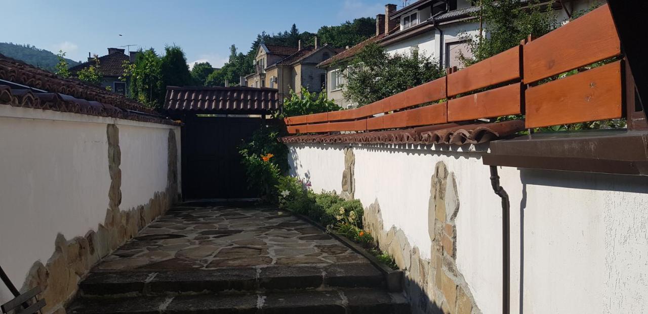 Часовника Hotel Tryavna Luaran gambar