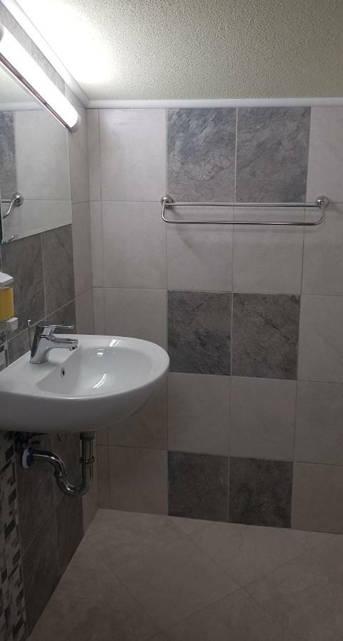 Часовника Hotel Tryavna Luaran gambar